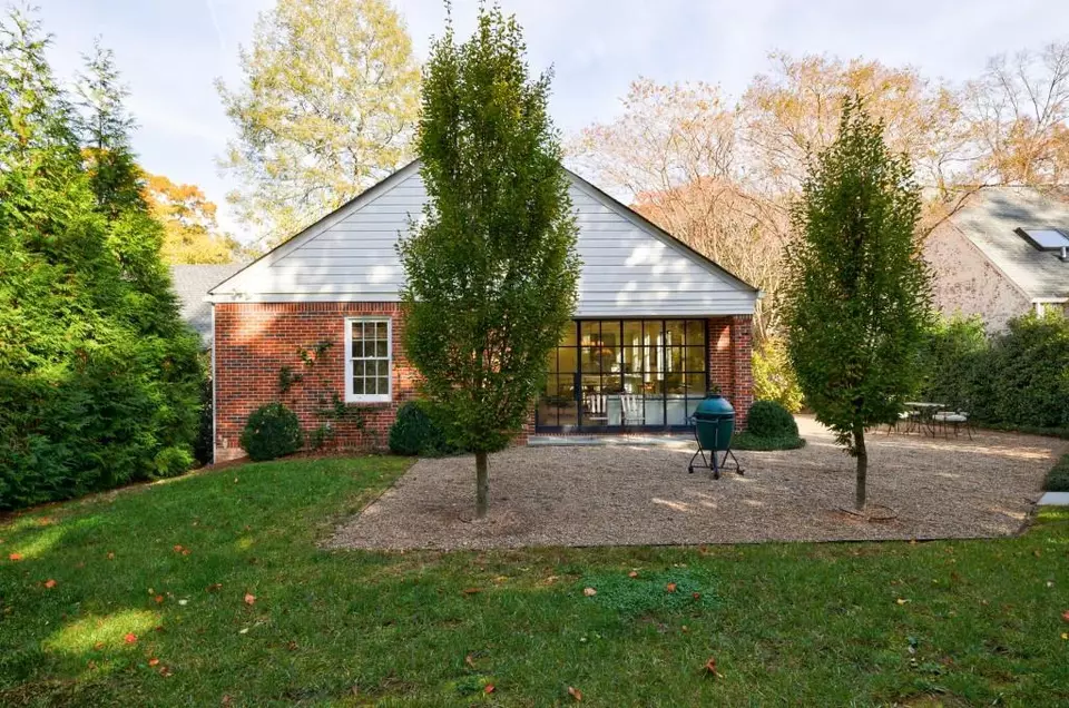 Exterior - 445 Brentwood Dr NE, Atlanta, GA 30305 photo 17 of 27