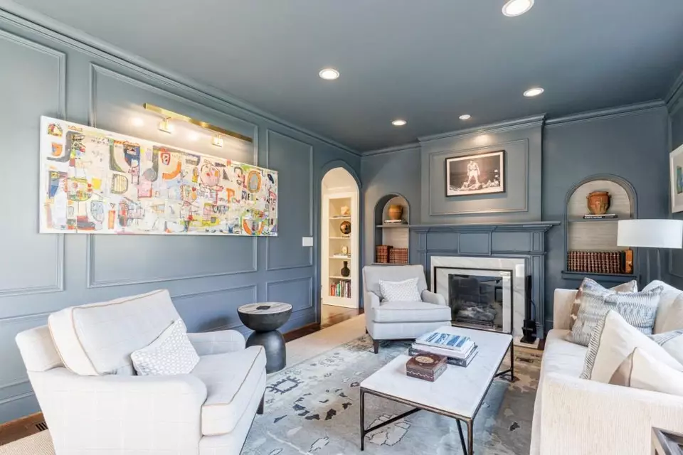 Living - 445 Brentwood Dr NE, Atlanta, GA 30305 photo 14 of 14
