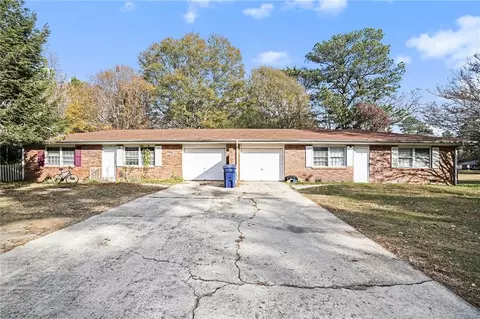 4586 Dodson Dr, Douglasville, GA 30134