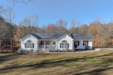 4095 Cagle Rd, Lula, GA 30554 photo 2