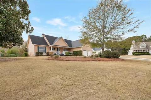 150 Charleston Pkwy, Dallas, GA 30157