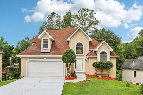 2311 Carrington Dr, Ellenwood, GA 30294