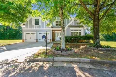 4428 Quinton Hill Ct, Snellville, GA 30039