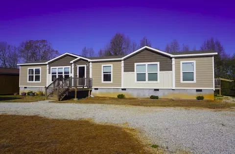 167 Gulley Rd, Toccoa, GA 30577