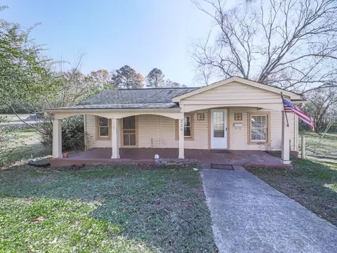 229 Stegall Dr, Jasper, GA 30143
