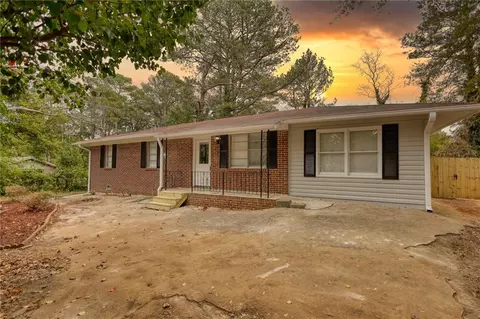 488 Crane Dr, Lawrenceville, GA 30046