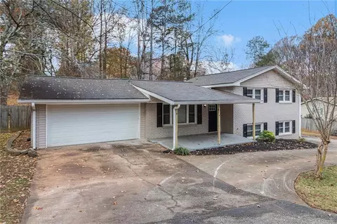 3986 Holland Dr, Douglasville, GA 30135