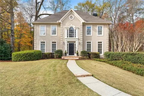 6841 Chapel Glen Ct, Atlanta, GA 30360