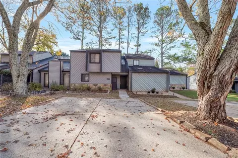 238 Heathersett Dr SW, Marietta, GA 30064