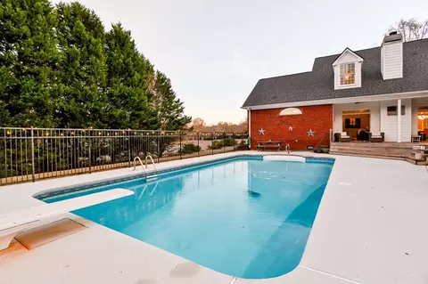 Exterior - 60 Reserve Dr, Covington, GA 30014 photo 10 of 11