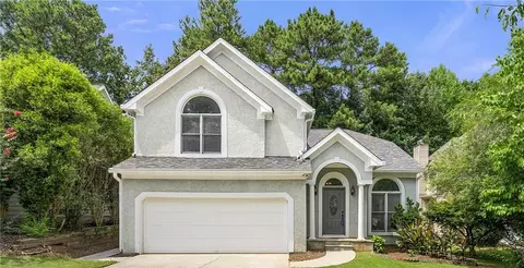 5279 Monarch Pine Ln, Peachtree Corners, GA 30071
