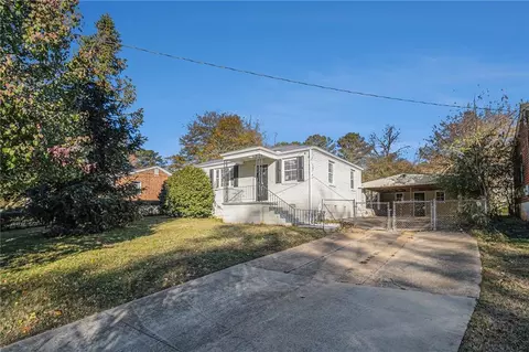 2631 Godfrey Dr NW, Atlanta, GA 30318