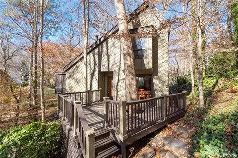 510 Forest Valley Rd, Atlanta, GA 30342