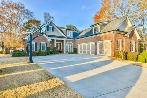 4586 Broadwell Cir, Flowery Branch, GA 30542