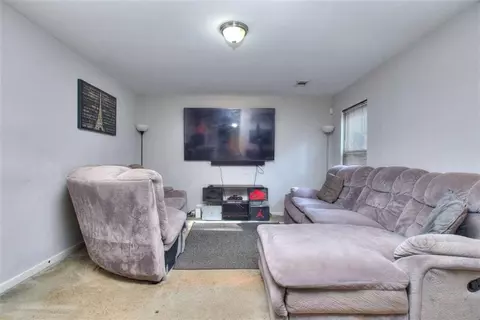 75 Lumby Ln, Covington, GA 30016 photo 11