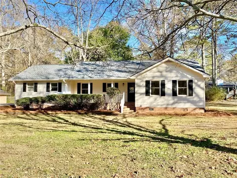 2953 Oak Grove Church Rd, Carrollton, GA 30117