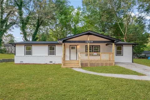 1209 Duncan Rd, Jonesboro, GA 30236