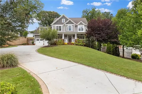 1214 Bernadette Ln NE, Atlanta, GA 30329
