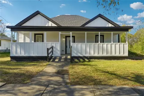 511 N Hill St, Griffin, GA 30223