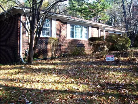 212 Ridge Pine Dr, Canton, GA 30114