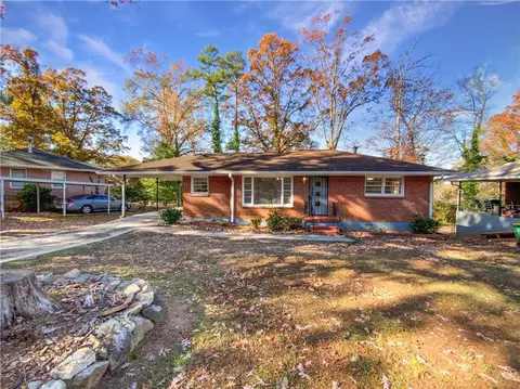 5679 Kite Dr, Forest Park, GA 30297