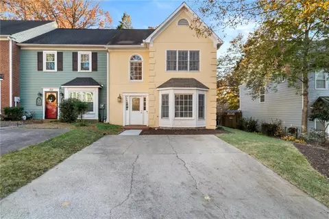 520 Salem Woods Dr SE, Marietta, GA 30067