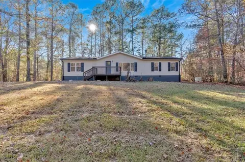 157 Reynolds Rd, Bowdon, GA 30108