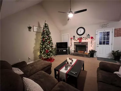 435 Amy Blvd, Temple, GA 30179 photo 6