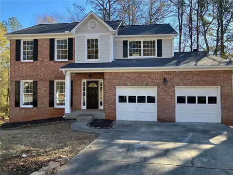 1870 Fairpointe Trce, Stone Mountain, GA 30088
