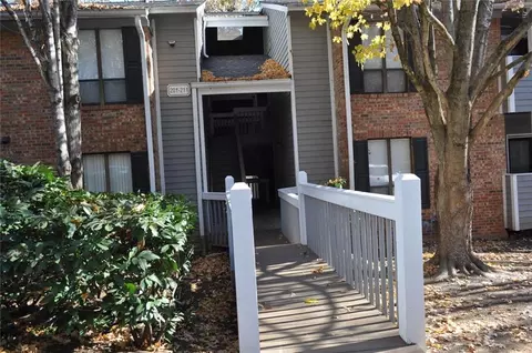 207 Warm Springs Cir, Roswell, GA 30075