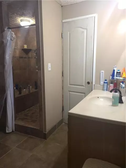 88 E Stephens St, Winder, GA 30680 photo 11