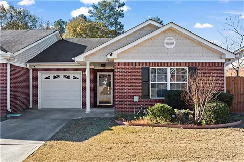 242 Tara Woods Dr, Riverdale, GA 30274