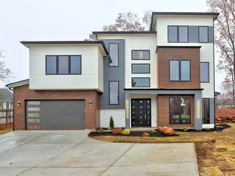 2255 Shallowford Rd, Marietta, GA 30066