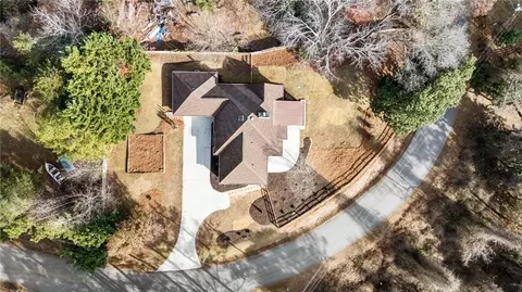 1975 Lakewood Rd, Cumming, GA 30041
