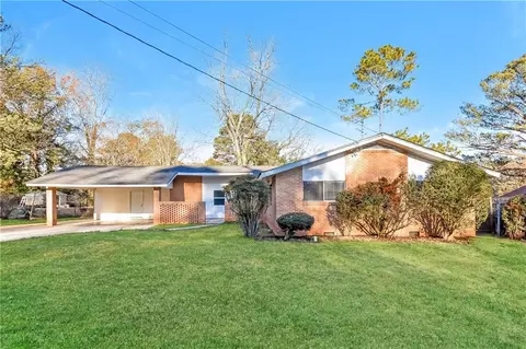 3762 Elkridge Dr, Decatur, GA 30032