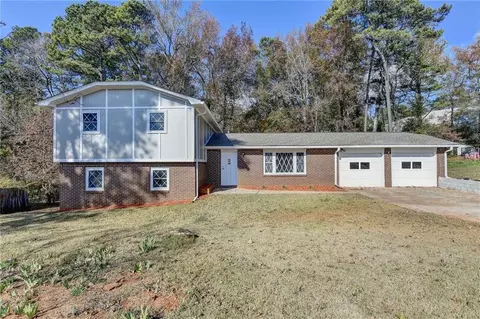 5431 E Wind Dr SW, Lilburn, GA 30047
