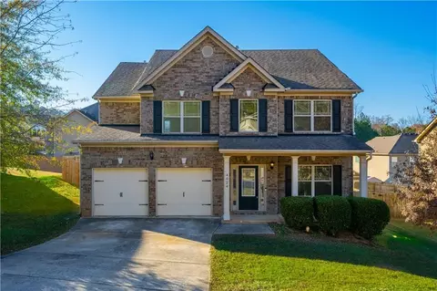 4024 Lucas Ln, Ellenwood, GA 30294