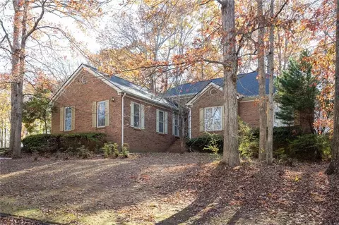 2621 Tommie Grove Way, Snellville, GA 30039