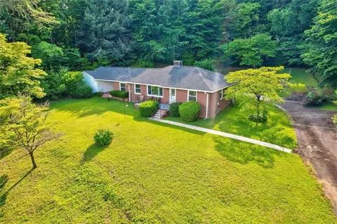 58 Crawford St, Ellijay, GA 30540