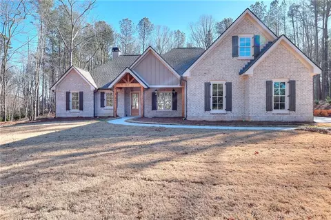 211 Iroquois Ct, Covington, GA 30014