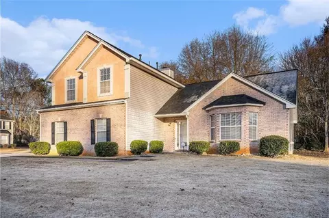 4088 Smithfield Trl, Ellenwood, GA 30294
