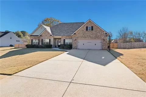 5717 Pleasant Woods Dr, Flowery Branch, GA 30542