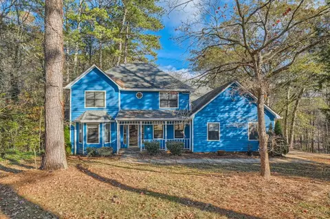 2046 Logan Dr, Jonesboro, GA 30236