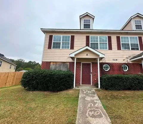 725 Wheel House Ln #A, Monroe, GA 30655