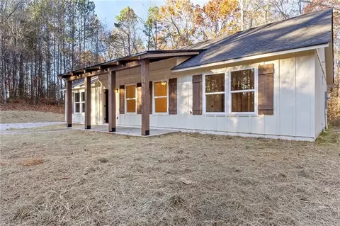 76 E Ranchette Rd, Temple, GA 30179 photo 4