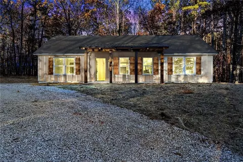 76 E Ranchette Rd, Temple, GA 30179 photo 2
