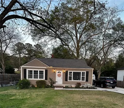 5118 Hartsook Dr NE, Covington, GA 30014