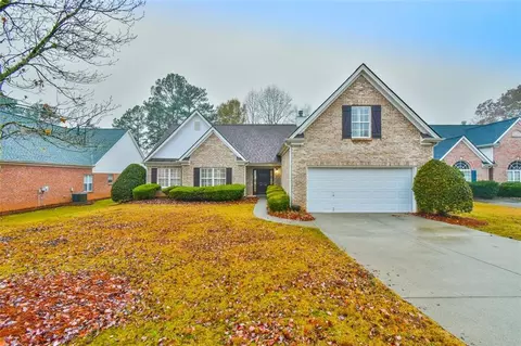 394 Grand Ashbury Ln, Sugar Hill, GA 30518