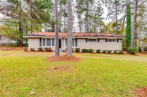 133 Bonaventure Dr, Lagrange, GA 30241