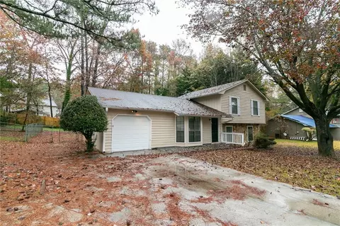5734 Dorian Ct, Lithonia, GA 30058